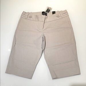 *NEW* Women's Beige Shorts